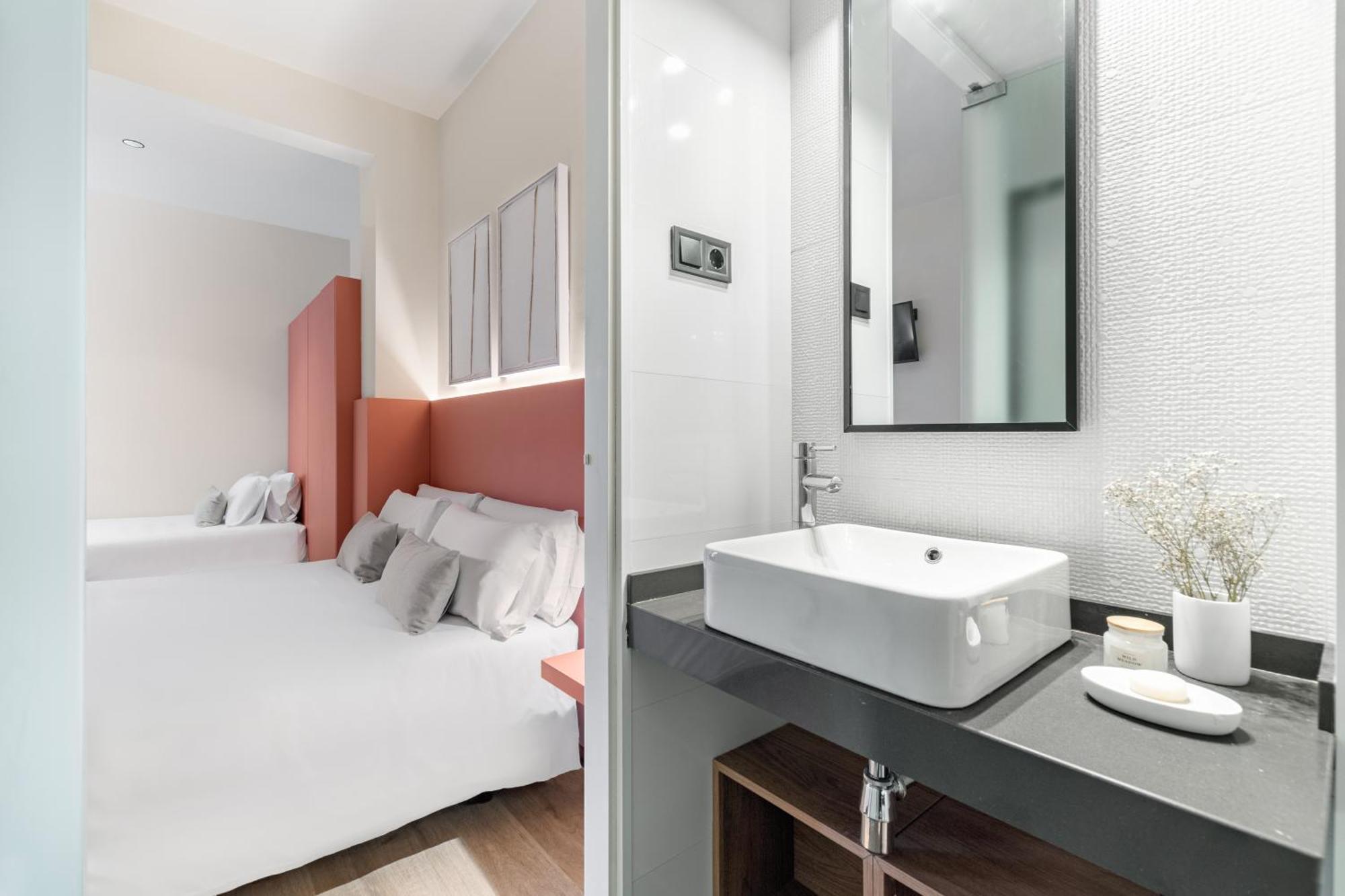 Lemar By Aspasios Barcelona Room photo