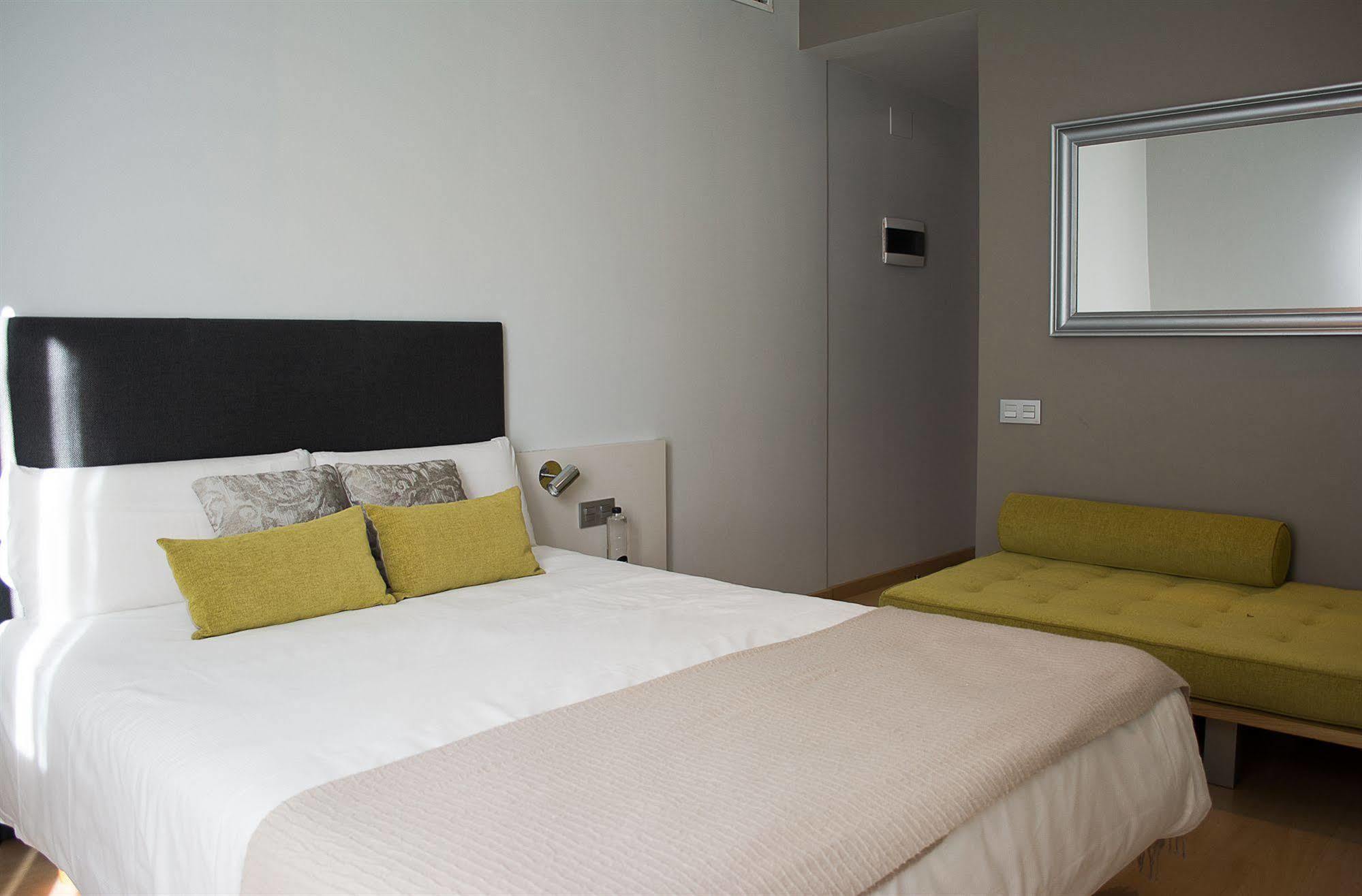 Lemar By Aspasios Bed & Breakfast Barcelona Exterior photo