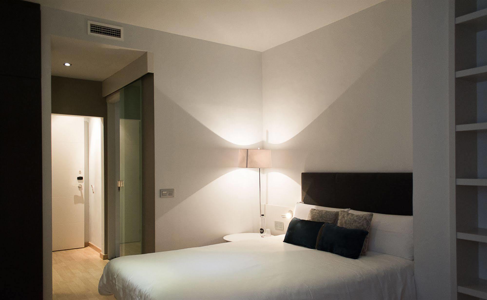 Lemar By Aspasios Bed & Breakfast Barcelona Exterior photo